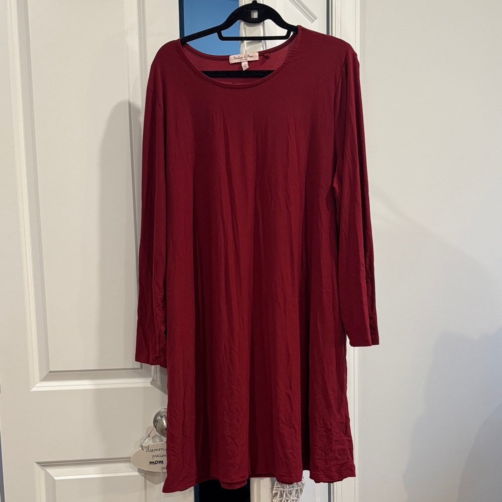 Women's Long Sleeve Dress in Burgundy